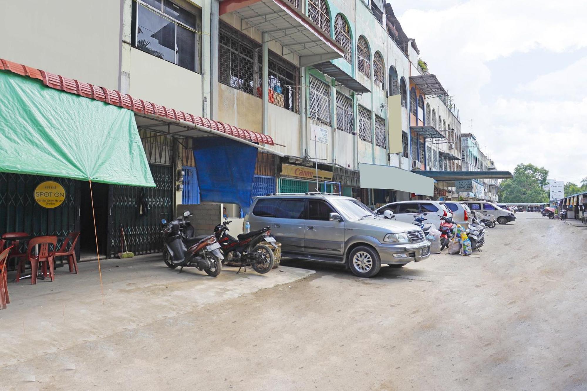 Spot On 91343 Kartika Guest House Syariahnearpantai Stres Jodoh  Εξωτερικό φωτογραφία